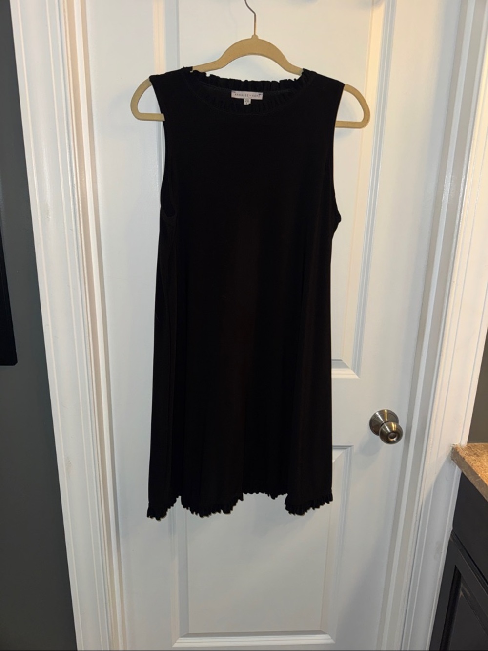 Annalee + Hope Black Elastic Waist Skirt